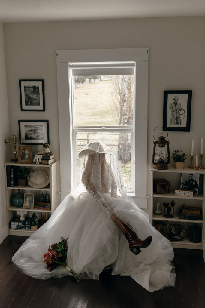 Bridal portraits at Long Hollow Ranch in Bend, Oregon
