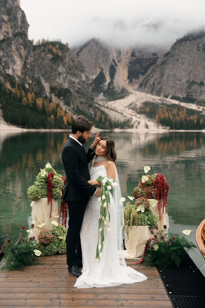 Dolomites elopement at Lago di Braies