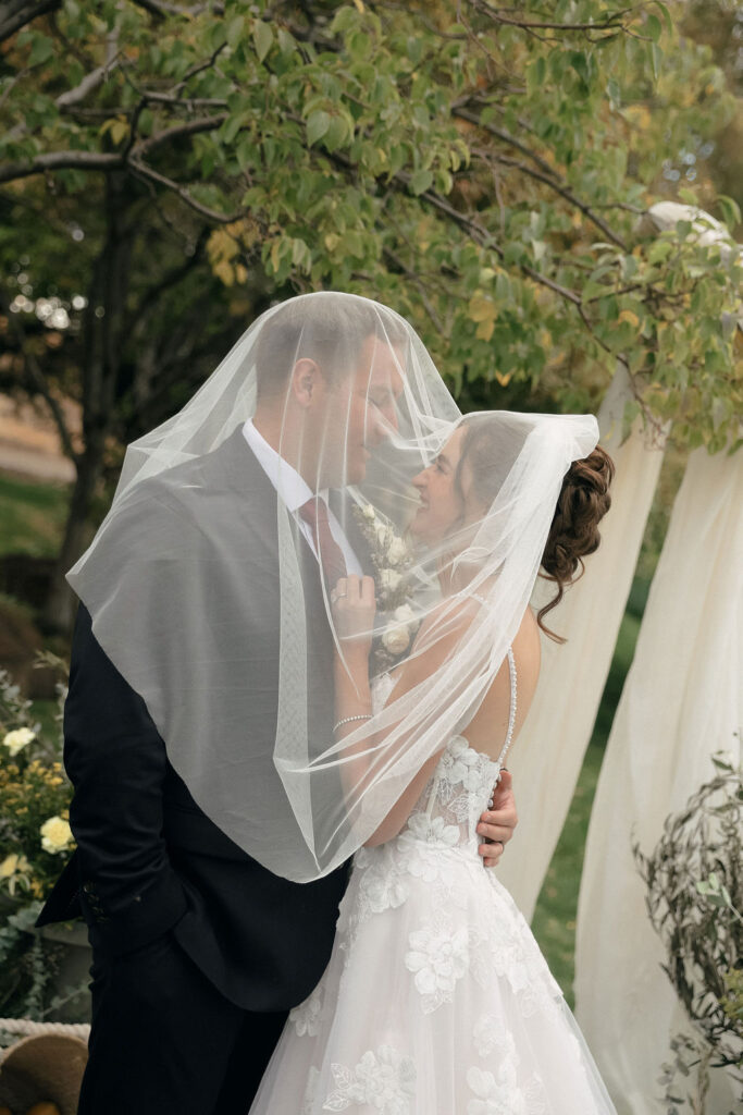 Central Oregon wedding venue: Faith Hope and Charity Vineyards