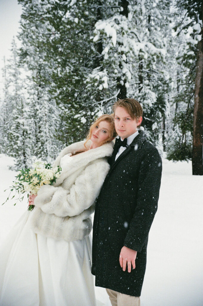 Snowy elopement at Mt. Bachelor
